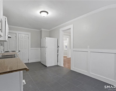 393 Huntington Street - Photo Thumbnail 9