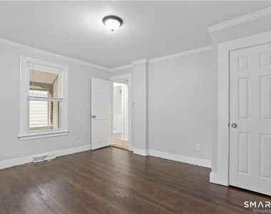393 Huntington Street - Photo Thumbnail 13