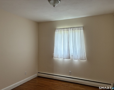 116 Sherman Road - Photo Thumbnail 6