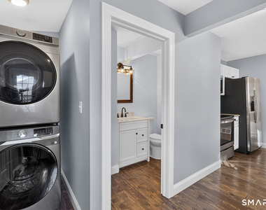 135 York Street - Photo Thumbnail 9