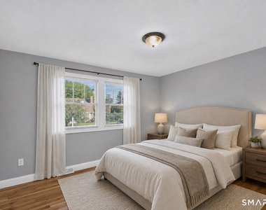 135 York Street - Photo Thumbnail 12