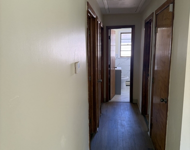 62 Rosemount Avenue - Photo Thumbnail 13