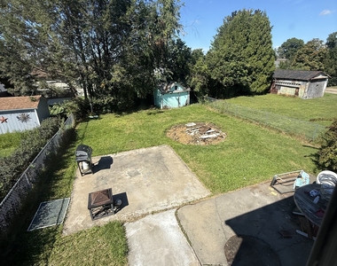 62 Rosemount Avenue - Photo Thumbnail 20