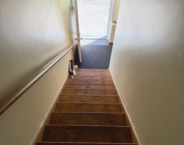 62 Rosemount Avenue - Photo Thumbnail 2