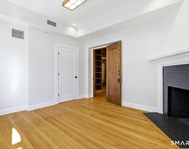 2750 Whitney Avenue - Photo Thumbnail 19