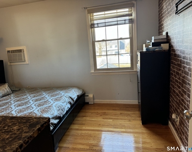 425 Huntington Road - Photo Thumbnail 13
