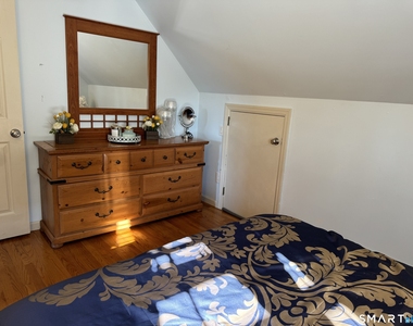 425 Huntington Road - Photo Thumbnail 11