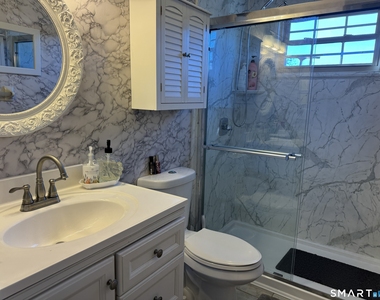425 Huntington Road - Photo Thumbnail 17