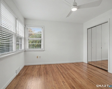 100 Lakeshore Terrace - Photo Thumbnail 30