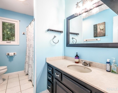 212 Chestnut Land Road - Photo Thumbnail 2