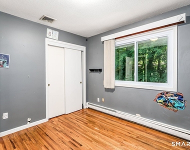 212 Chestnut Land Road - Photo Thumbnail 4