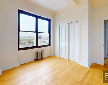166 2nd Avenue - Photo Thumbnail 2