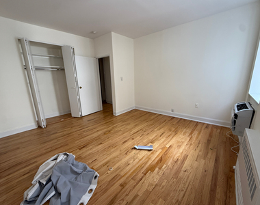 201 East 12th Street - Photo Thumbnail 11