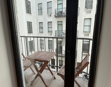 201 East 12th Street - Photo Thumbnail 3