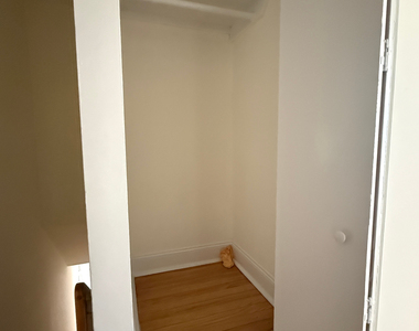 201 East 12th Street - Photo Thumbnail 7