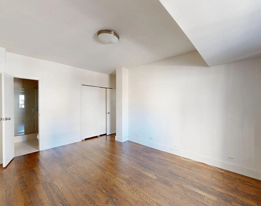 220 East 63rd Street - Photo Thumbnail 5