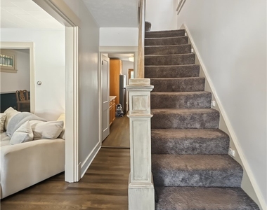 2904 Brentwood Ave - Photo Thumbnail 1