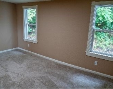 4 Catherine Street - Photo Thumbnail 6