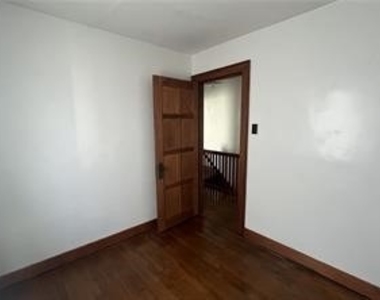 2928 Marshall Rd - Photo Thumbnail 21