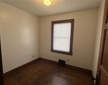 2928 Marshall Rd - Photo Thumbnail 22