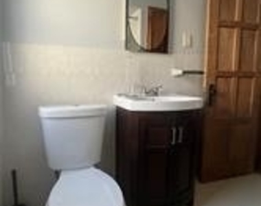 2928 Marshall Rd - Photo Thumbnail 24
