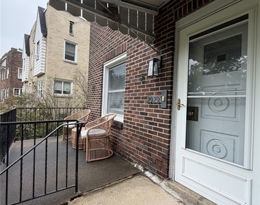 2928 Marshall Rd - Photo Thumbnail 2
