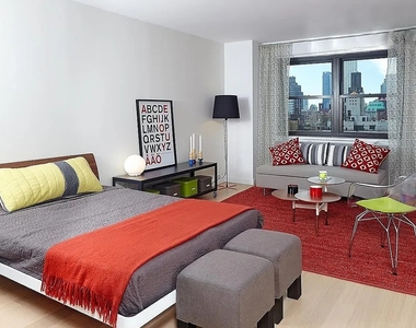 East 39th Street - Photo Thumbnail 5