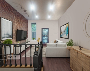 318 East 93rd Street - Photo Thumbnail 3