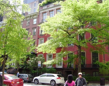 145 East 16th Street - Photo Thumbnail 1