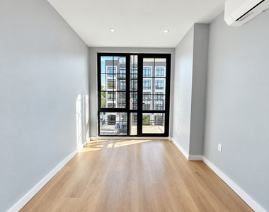 3507 Farragut Road - Photo Thumbnail 7