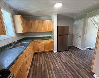 650 W End Ave - Photo Thumbnail 4