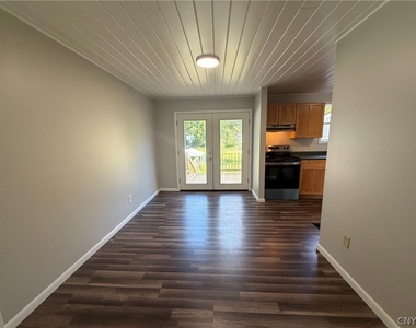 650 W End Ave - Photo Thumbnail 3
