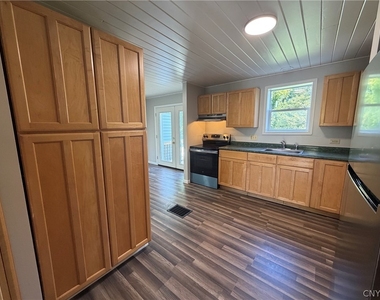 650 W End Ave - Photo Thumbnail 5