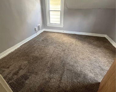 37 Gregory Street - Photo Thumbnail 8