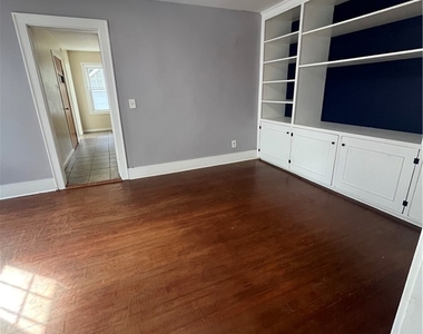 37 Gregory Street - Photo Thumbnail 6