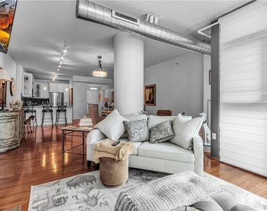 132 Lakefront Boulevard - Photo Thumbnail 11
