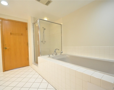 40 Waterfront Circle - Photo Thumbnail 18
