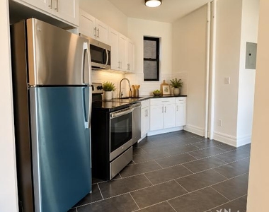 73 Saint Marks Avenue - Photo Thumbnail 2
