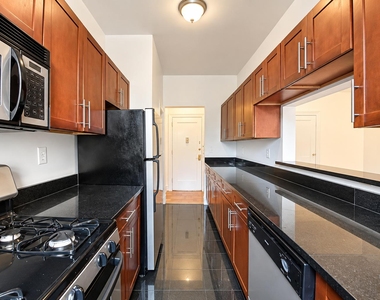 850 West 176th Street - Photo Thumbnail 7