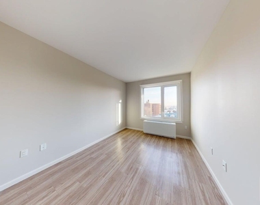 178-02 Hillside Avenue - Photo Thumbnail 7