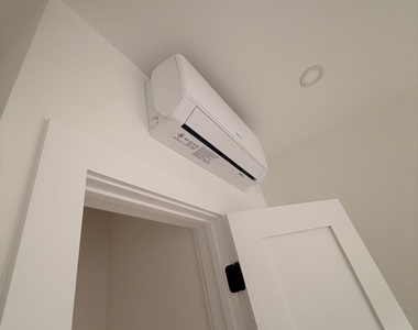 435 Lincoln Ave - Photo Thumbnail 1