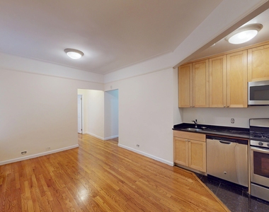 117 West 13th Street - Photo Thumbnail 1