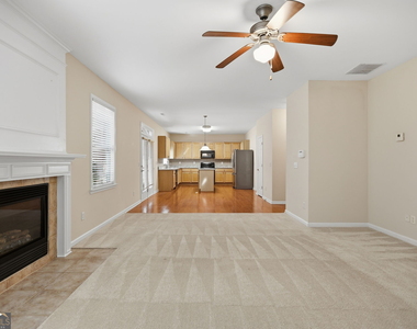 111 Carlisle Street - Photo Thumbnail 11
