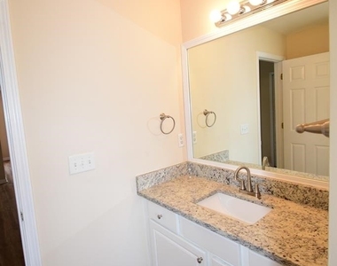 111 Carlisle Street - Photo Thumbnail 21