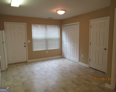 44 Cleves Way - Photo Thumbnail 3