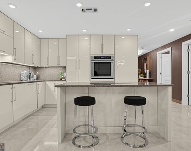 700 Park Regency Place Ne - Photo Thumbnail 2