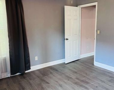 563 Crestridge Court - Photo Thumbnail 29