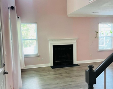 563 Crestridge Court - Photo Thumbnail 9