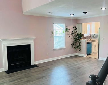 563 Crestridge Court - Photo Thumbnail 11