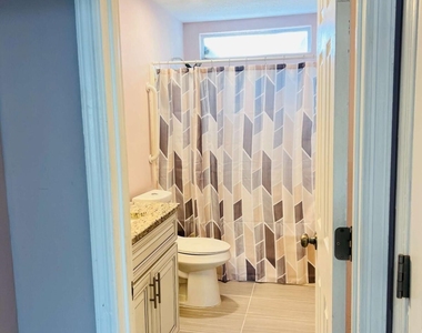 563 Crestridge Court - Photo Thumbnail 17